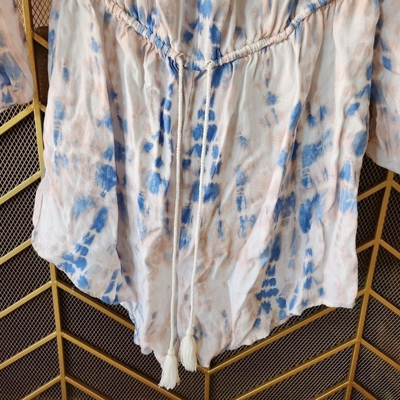 Forever 21 Blue and Peach Tiedye Romper . SIZE Medium - Picture 5 of 8